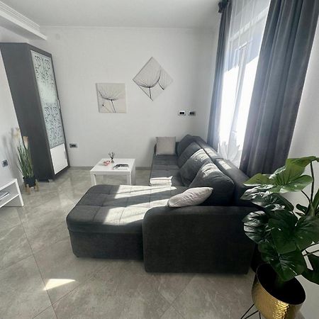 Villa Zonta Apartment Maremi With Private Jacuzzi Буйе Екстериор снимка