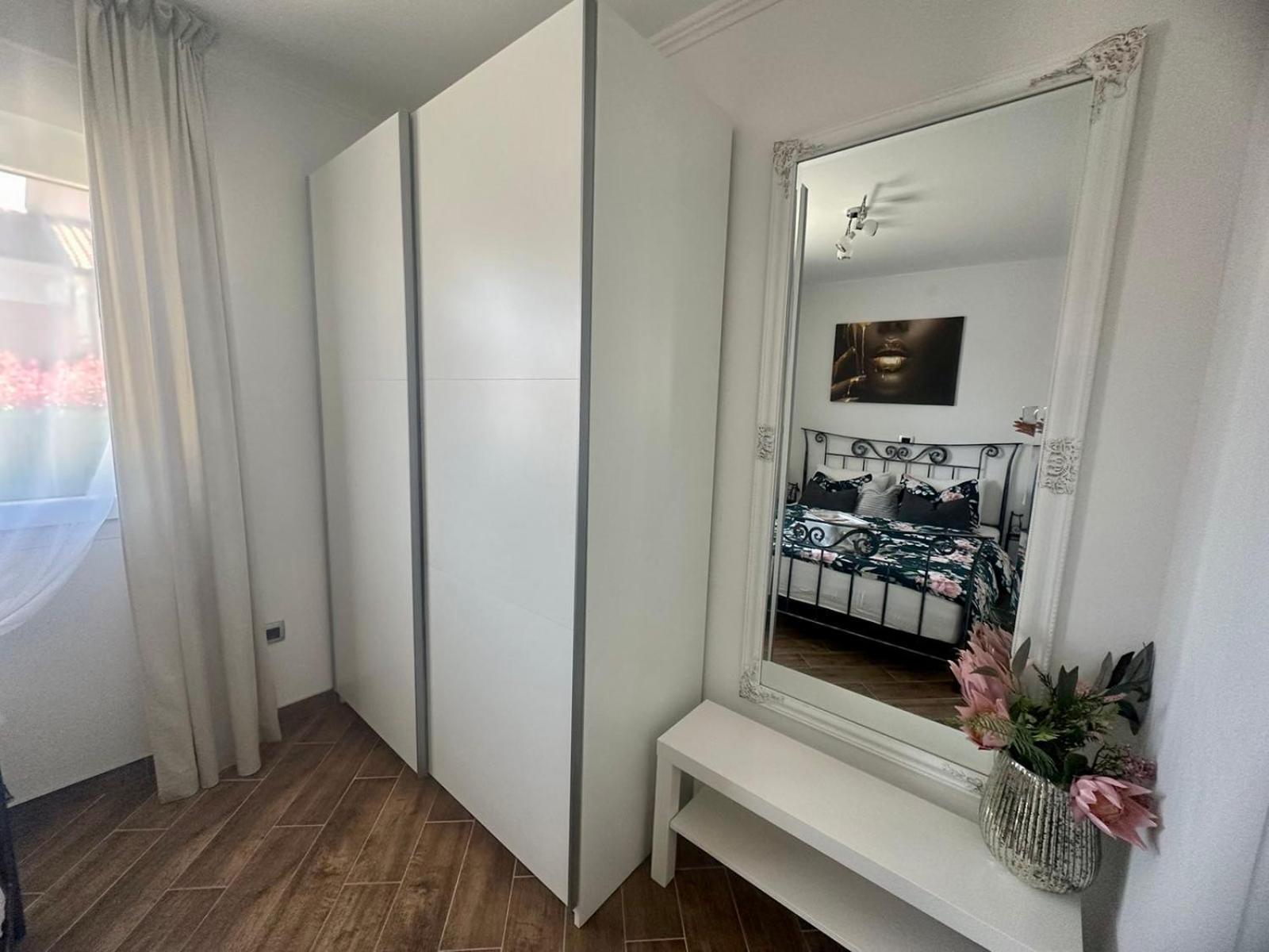 Villa Zonta Apartment Maremi With Private Jacuzzi Буйе Екстериор снимка